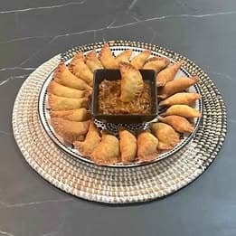 Pastels au thon et à la viande hachée